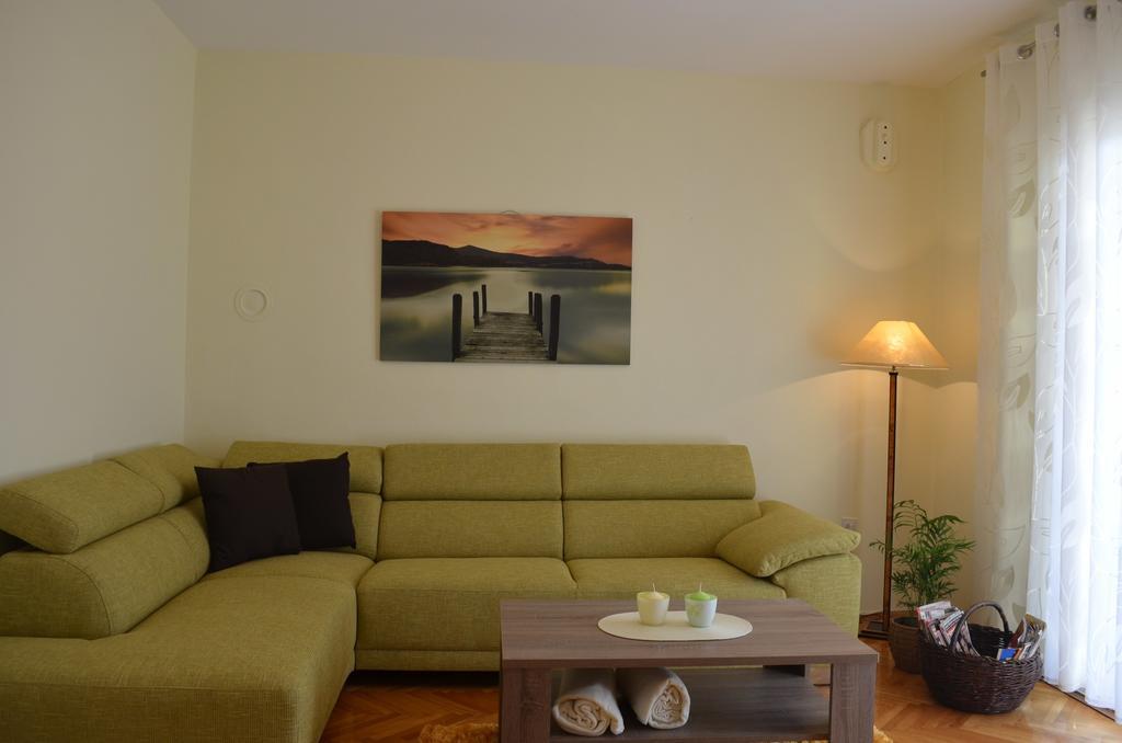 Apartments Mihalic Башка Номер фото